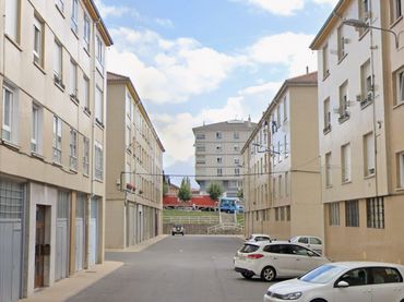 Appartamento in vendita a Ebro