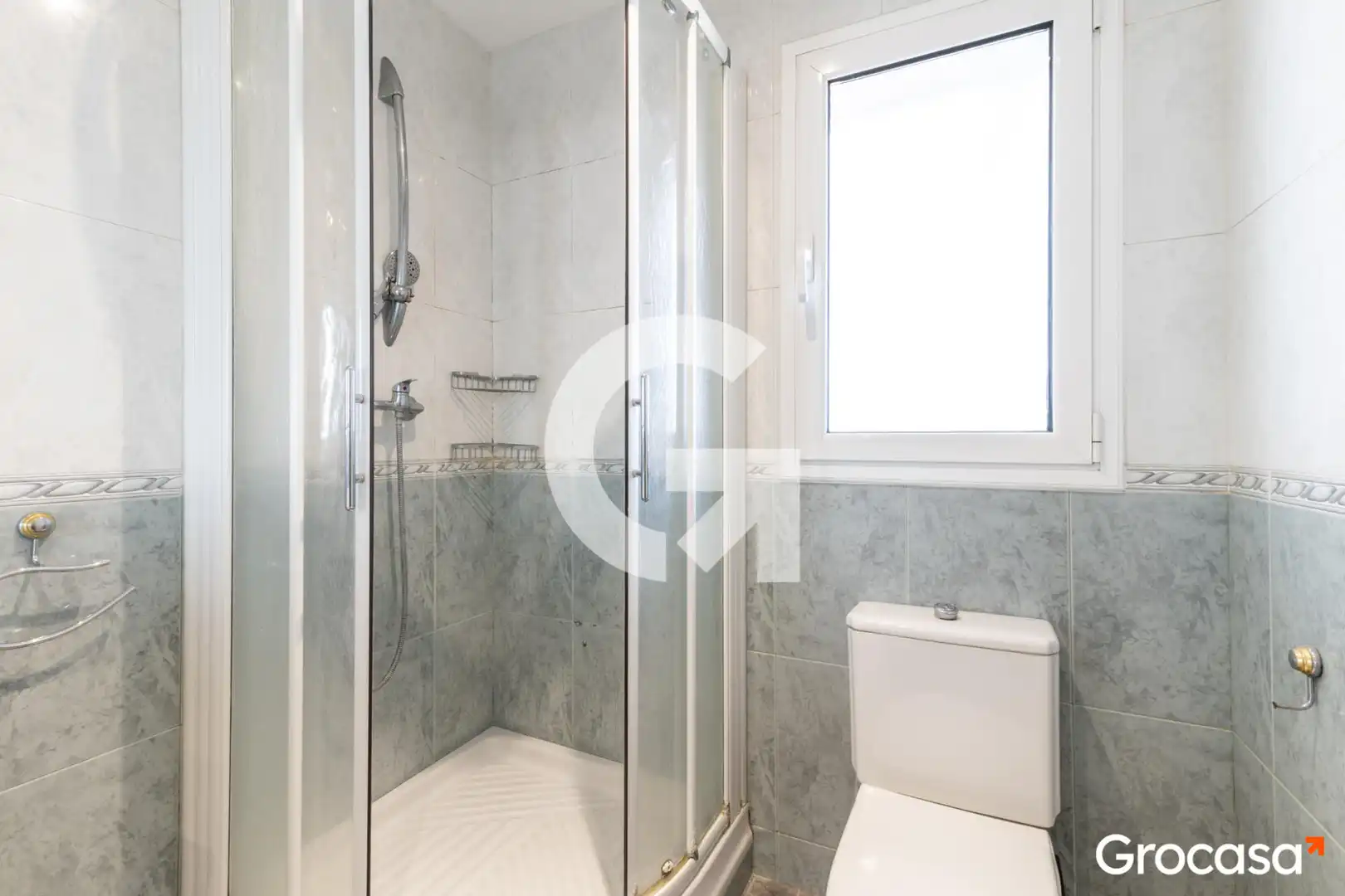 Baño de Planta baja en venta en Molins de Rei con Calefacción, Terraza y Trastero