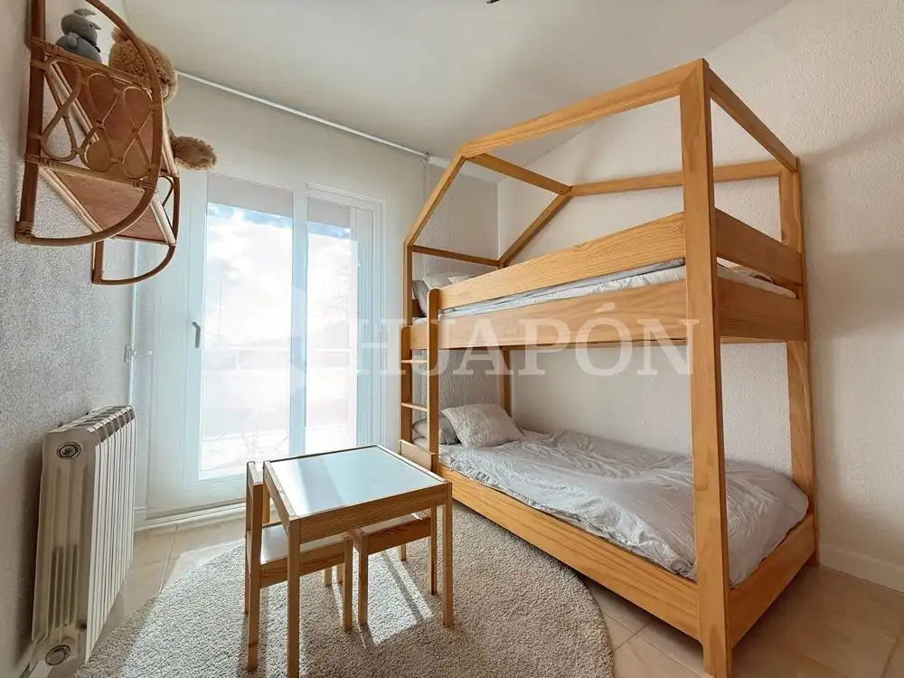 Habitación de Casa o chalet en venta en Alella con Aire acondicionado, Calefacción y Jardín privado