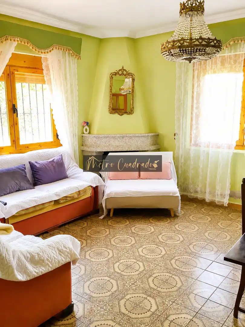 Sala de estar de Casa o chalet en venta en Alcuéscar con Aire acondicionado, Trastero y Piscina