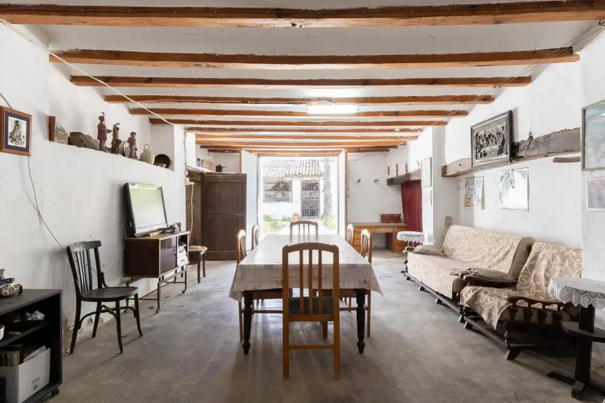 Houses for sale in Carrer ľ Alqueria de les Torres, Park Nord - Casona