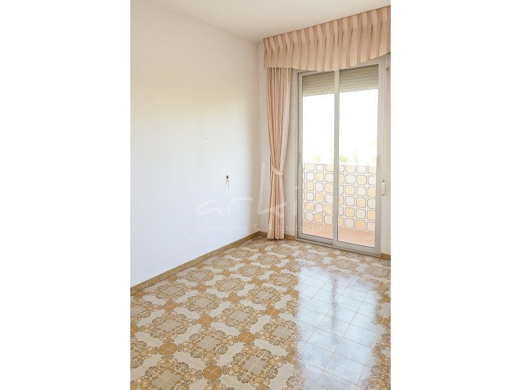 Bedroom of Flat for sale in  Valencia Capital  with Balcony