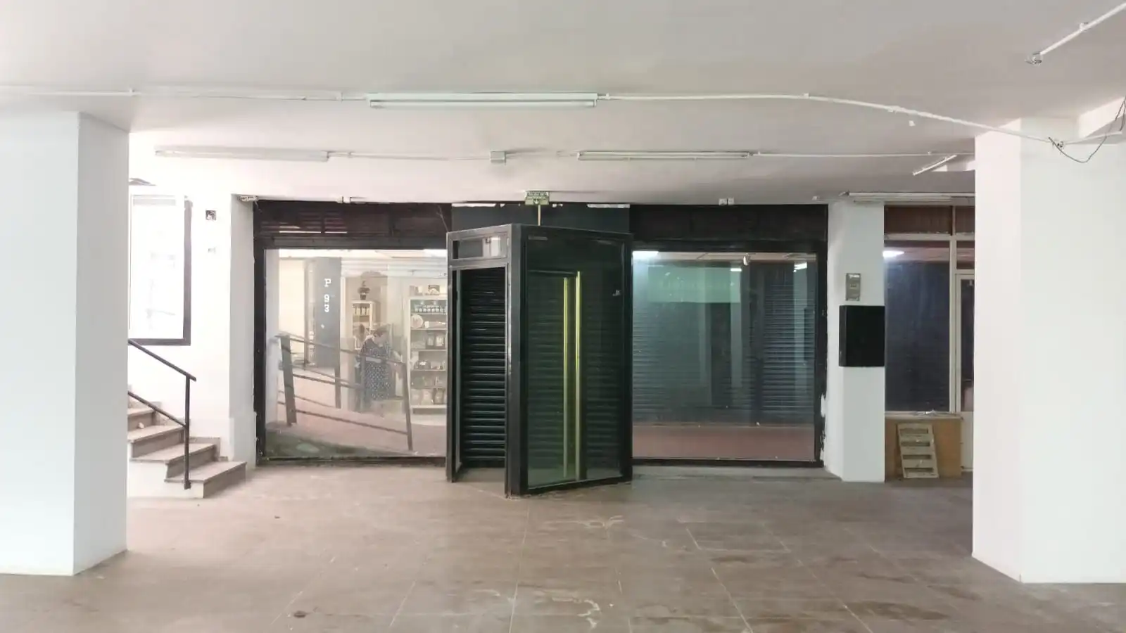 Local comercial en venta en Calle Garcilaso, imagen 5