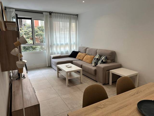 Piso en Alquiler en Calle de Modesto Lafuente en Ríos Rosas - Nuevos Ministerios