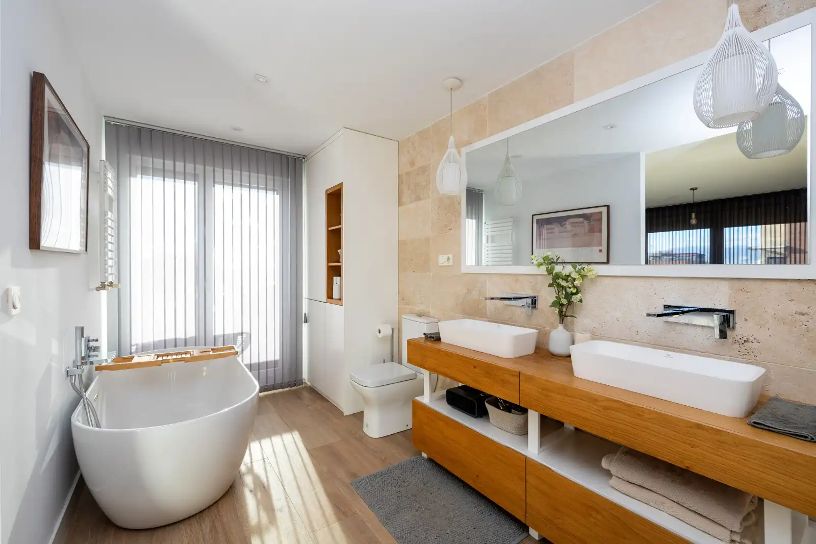 Baño de Ático en venta en Granada con Aire acondicionado, Calefacción y Terraza