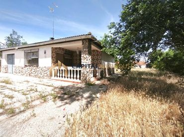 Haus mit Garten zum Verkauf in Barrio de San Miguel