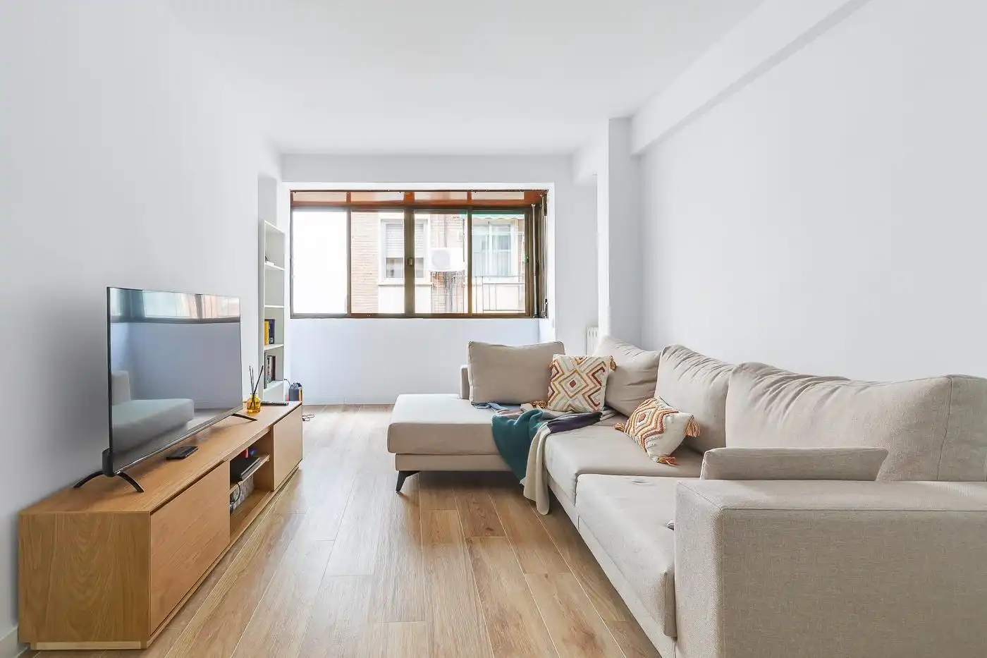 Flat with lift for sale in Calle MARQUES DE ZAFRA, imagen 5