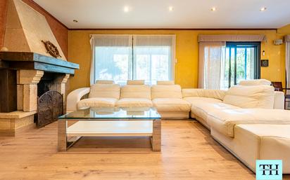 Living room of House or chalet for sale in Salou  with Air Conditioner, Terrace and Swimming Pool