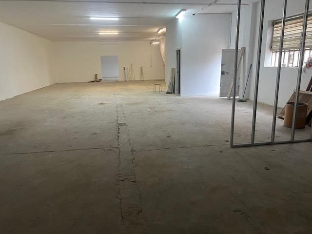 Nave industrial de alquiler en Teià