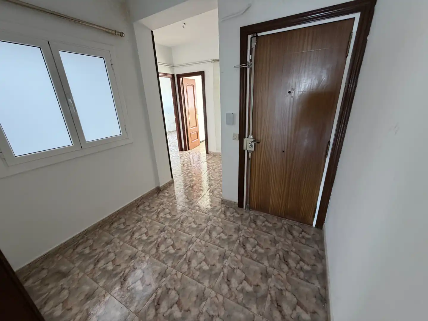Piso con terraza en venta en Avinguda del Maresme 451, imagen 33