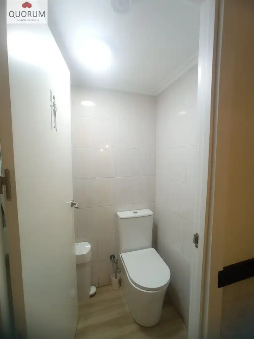 Local comercial en venda a Txabarri - La Unión - Vista Alegre, imagen 4