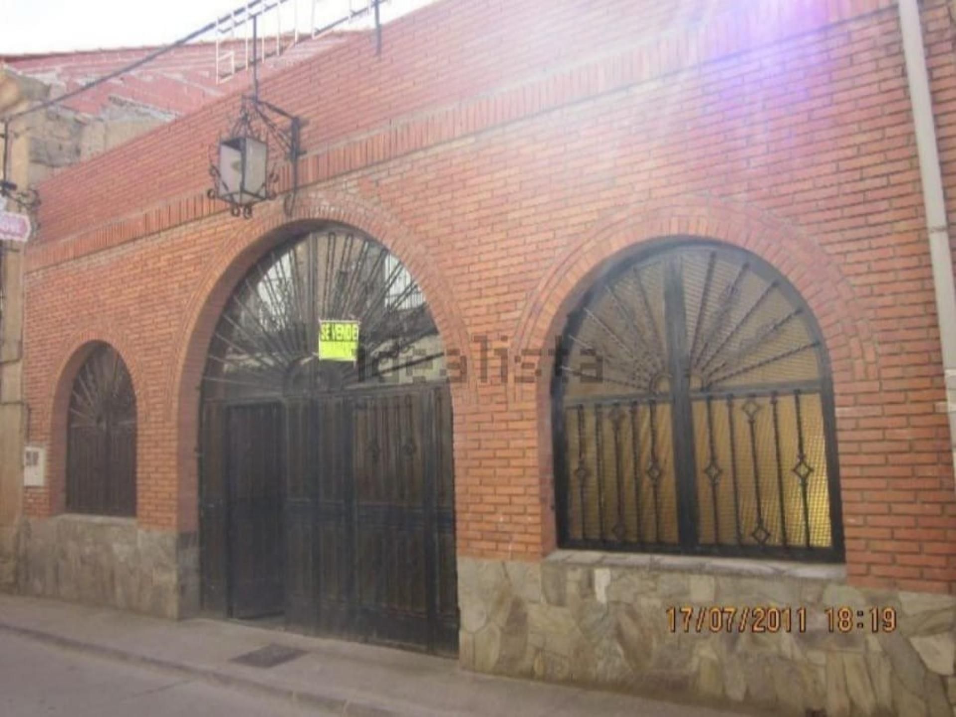 Exterior view of Premises for sale in Valderas