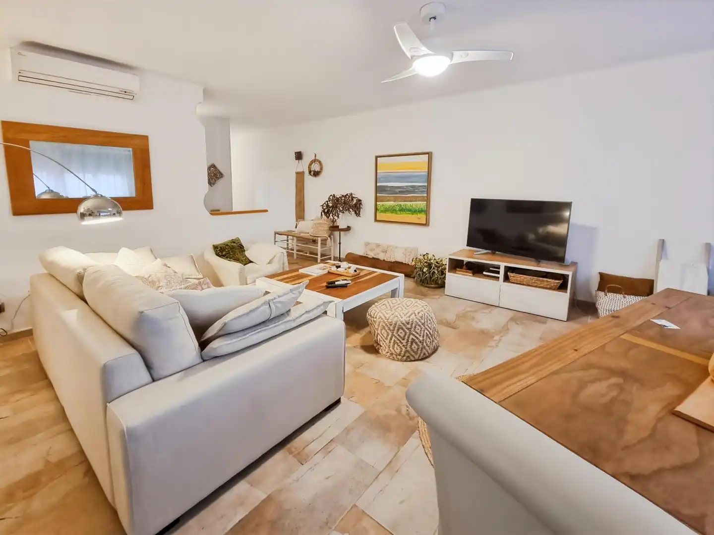 Sala de estar de Piso en venta en Mataró con Aire acondicionado, Calefacción y Alarma