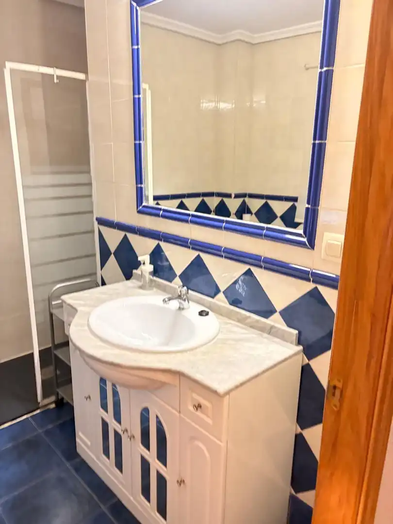 Baño de Piso en venta en Ciudad Real con Aire acondicionado y Calefacción