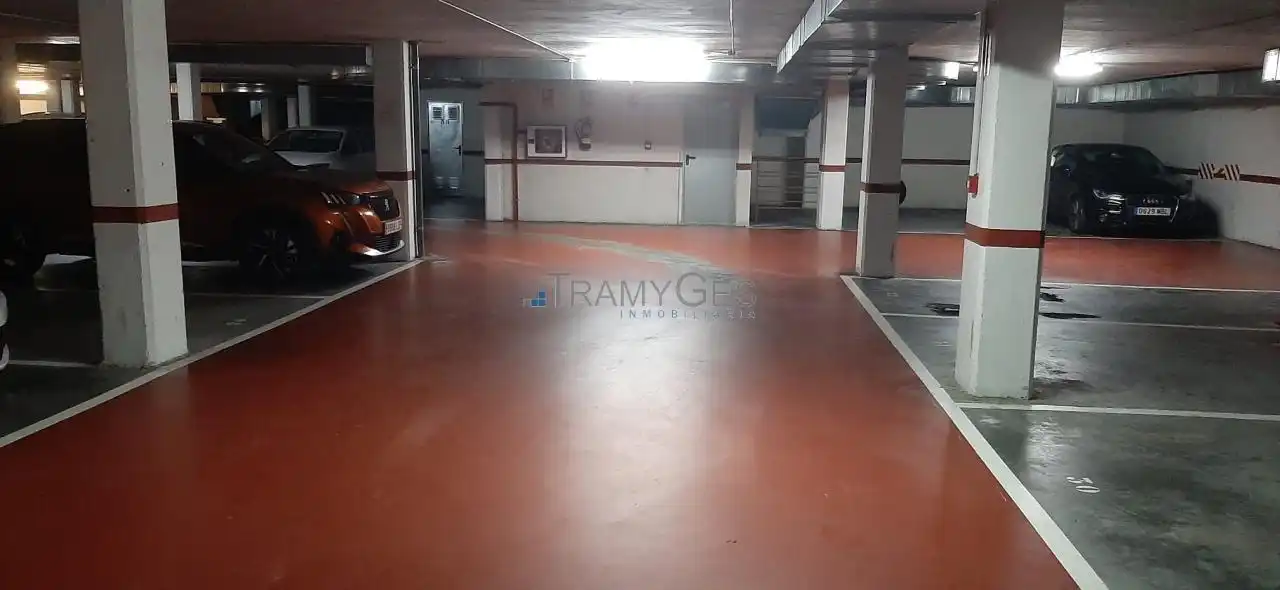 Aparcament de Garatge de lloguer en A Guarda  