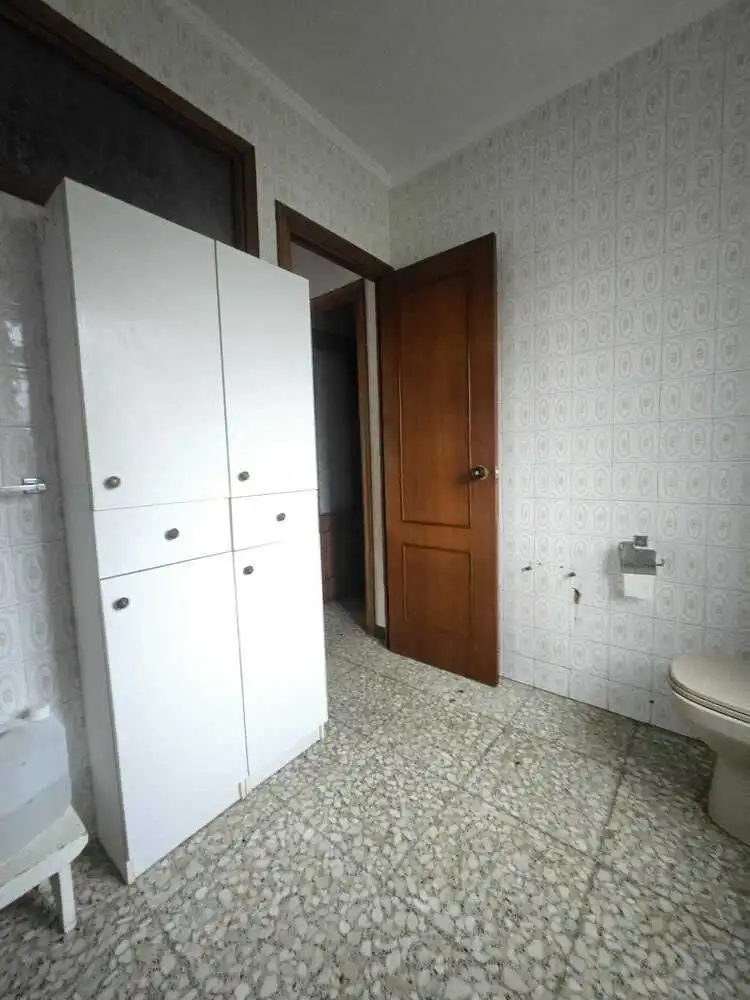 Cuina de Casa o xalet en venda en Valdoviño amb Calefacció, Jardí privat i Terrassa
