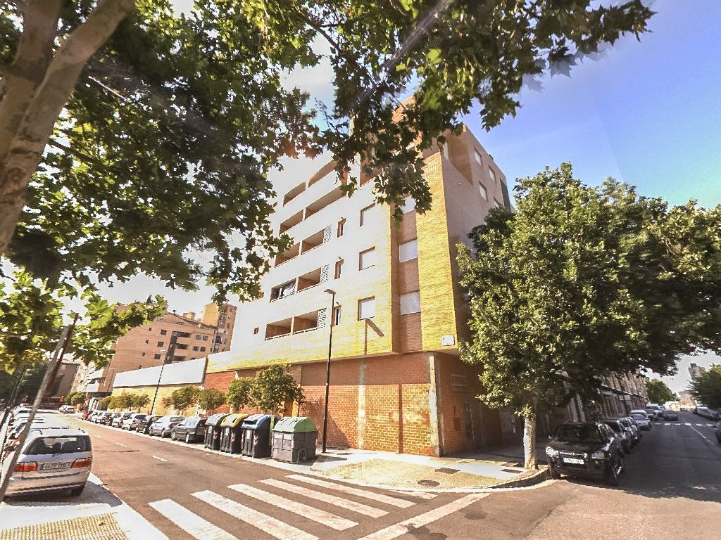 Vista exterior de Garatge en venda en  Zaragoza Capital