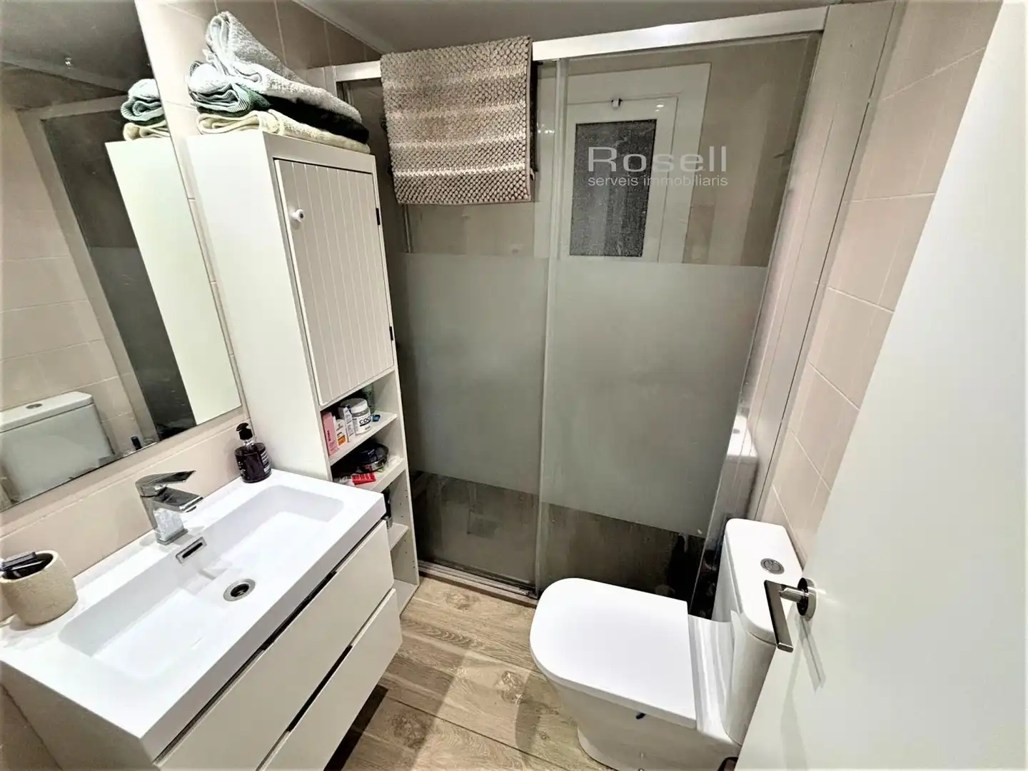 Baño de Piso en venta en Terrassa con Calefacción, Parquet y Balcón