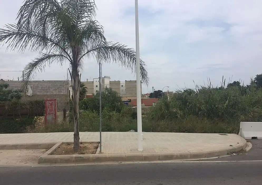 Terreno rústico en venta en CL Barranc Esquina Avenida del Sur                              parcela D Nº S/N, imagen 7