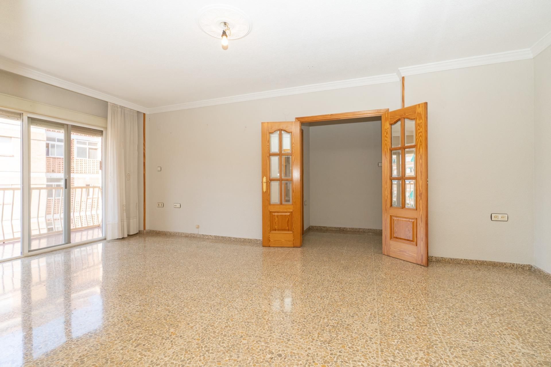 Flat for sale in Motril