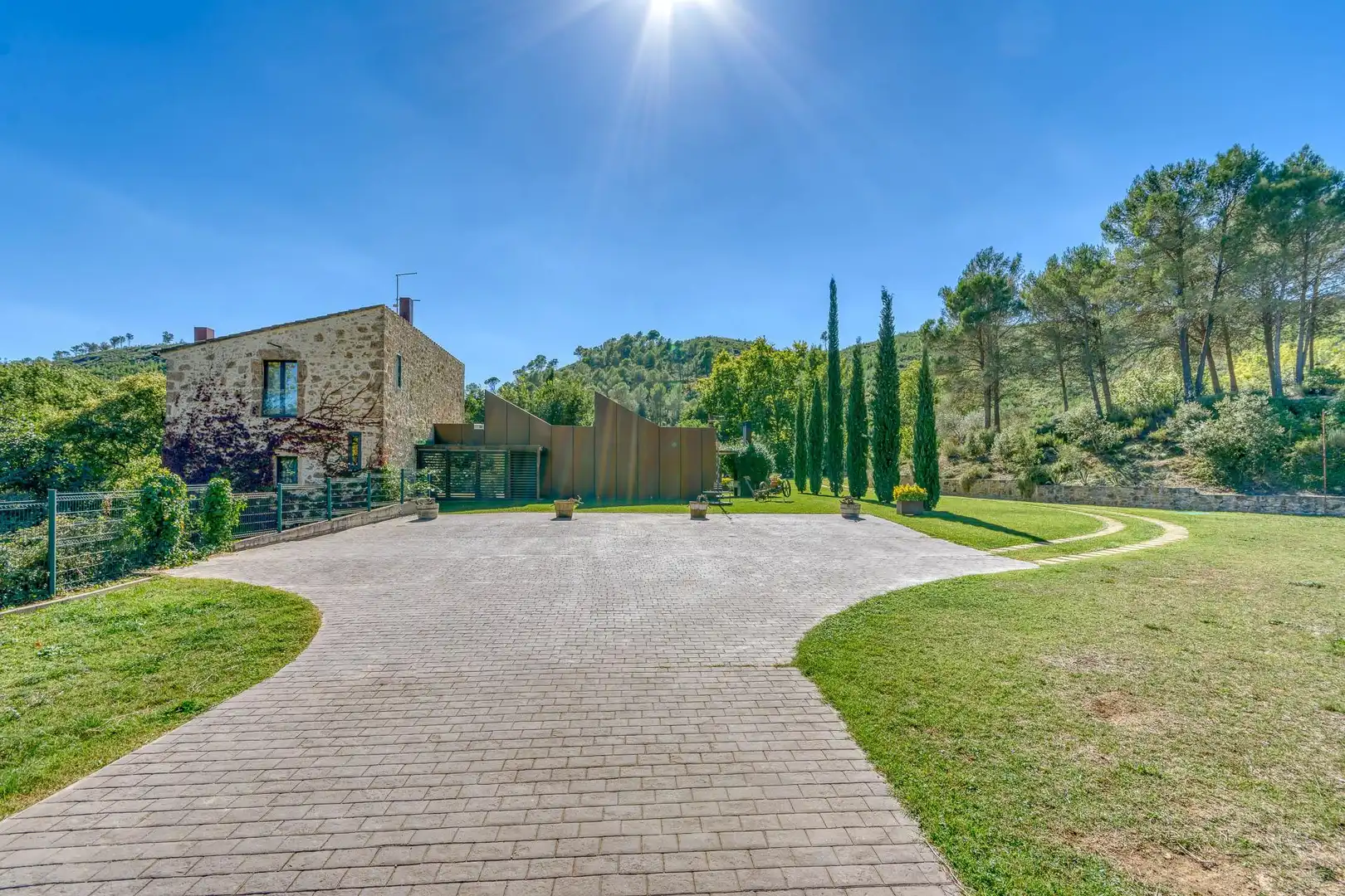 Jardín de Finca rústica en venta en Boadella i les Escaules con Calefacción, Jardín privado y Terraza