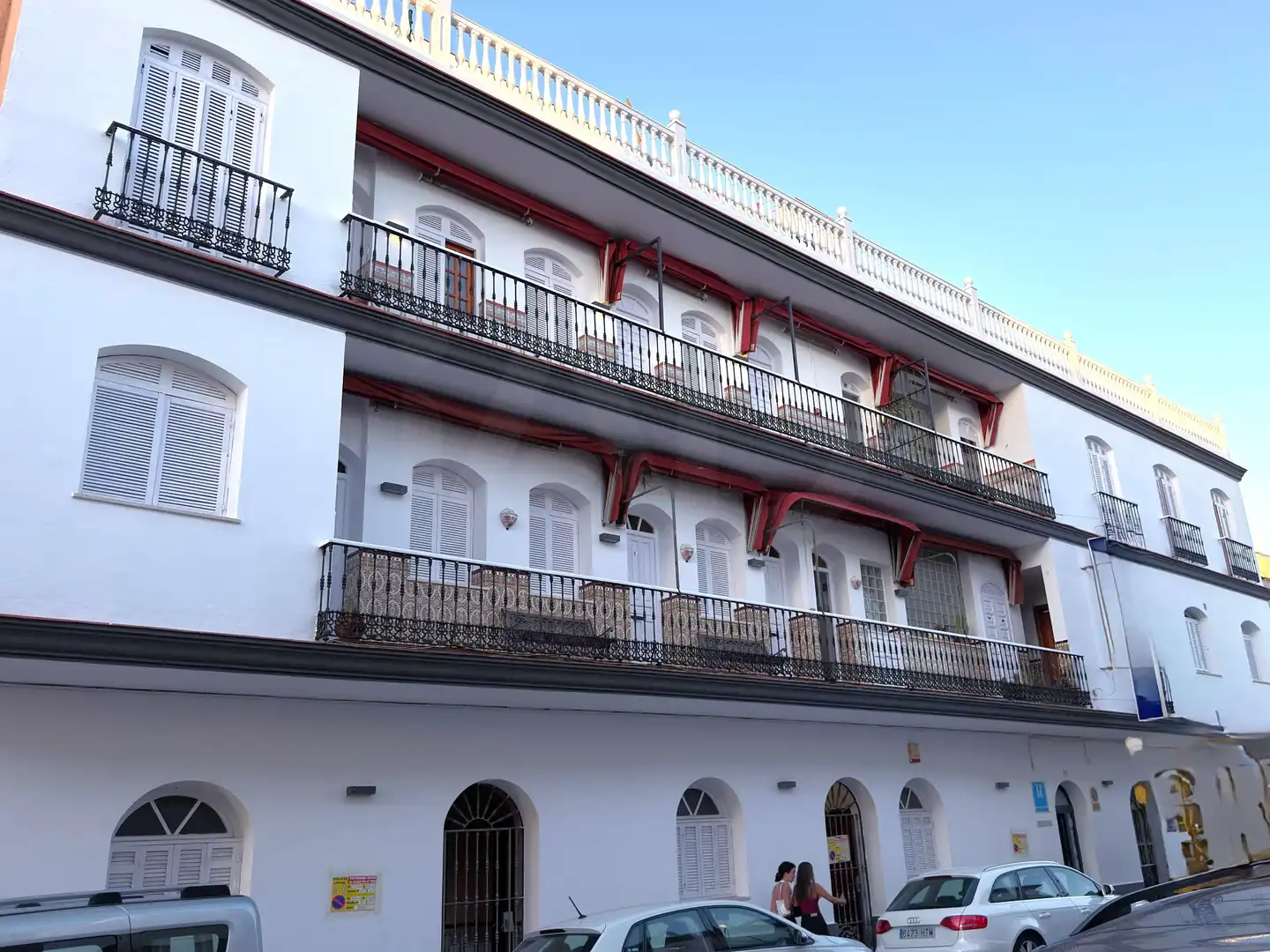 Vista exterior de Edifici en venda en Tarifa