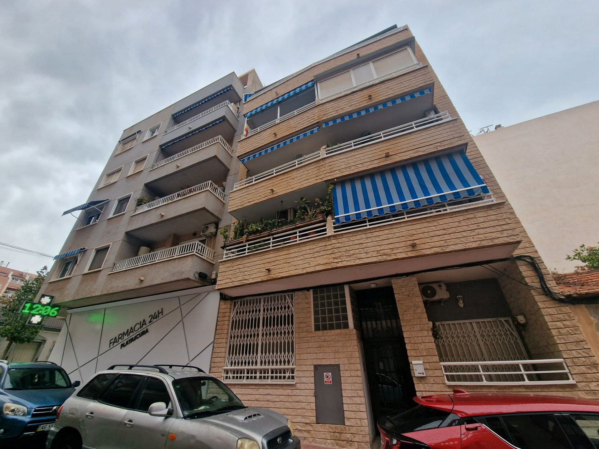 Exterior view of Flat for sale in Torrevieja  with Furnished