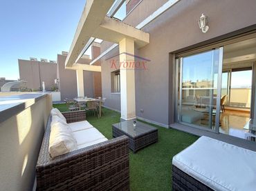 Àtic amb piscina en venda a Villa de Vallecas