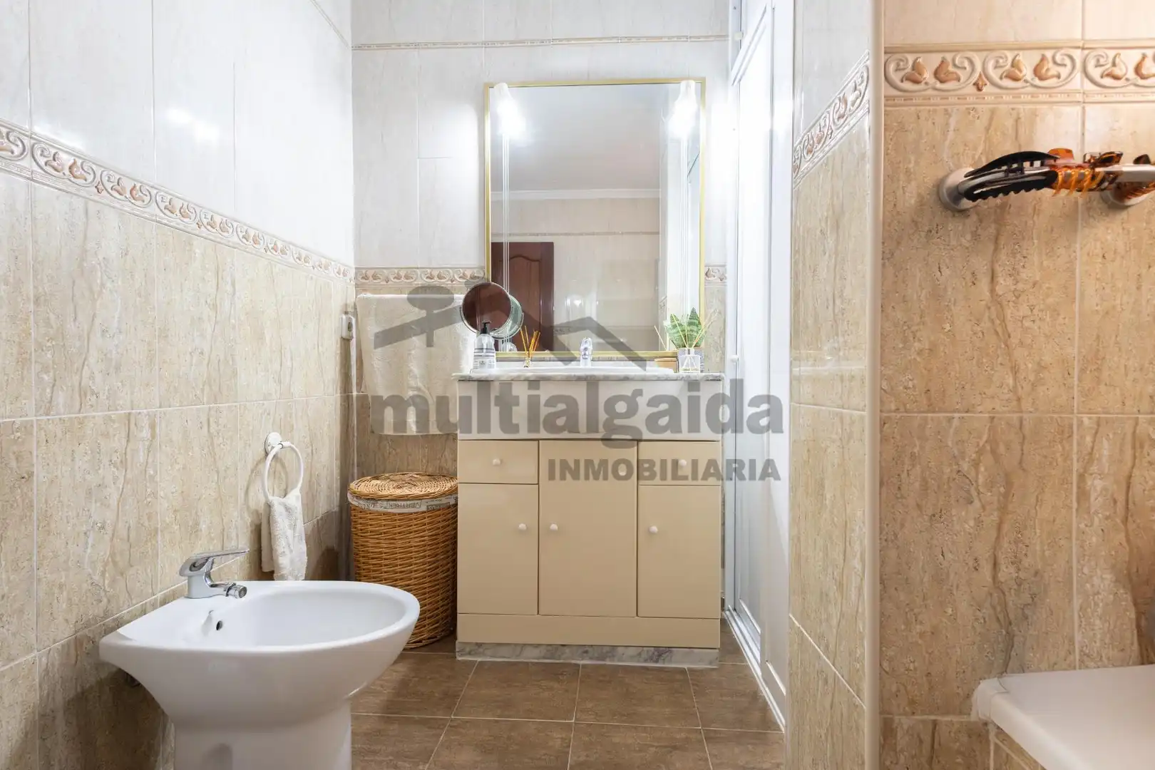 Bany de Pis en venda en Bonanza - Avda de Huelva - Barrio Andalucia