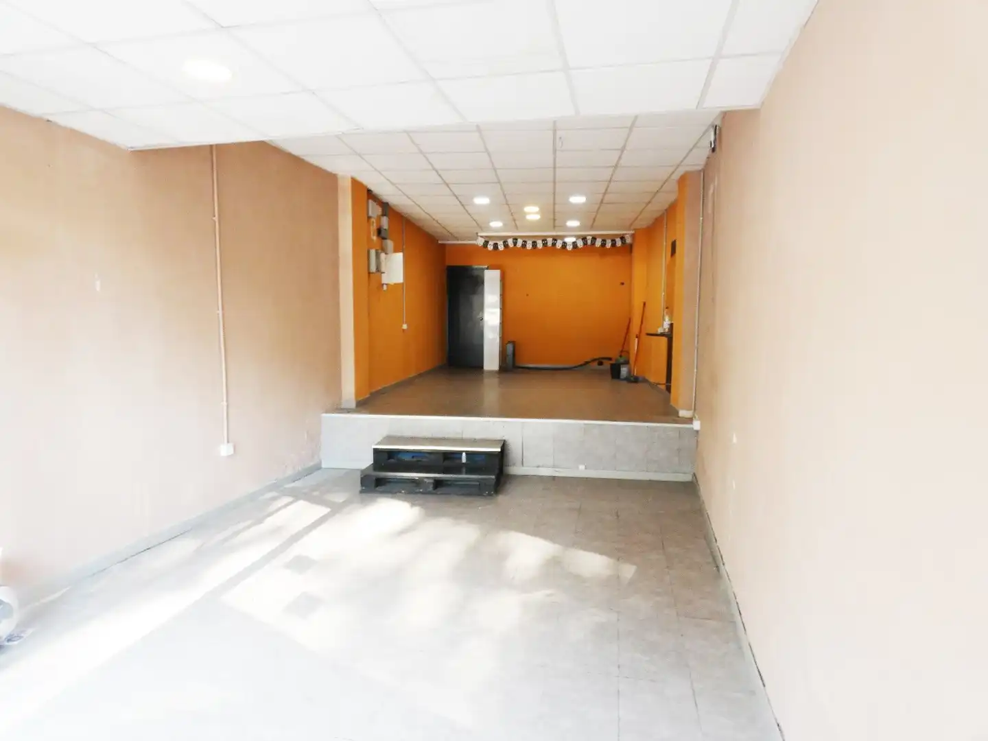 Local en venta en Cerdanyola del Vallès