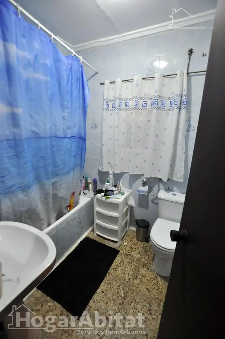 Baño de Casa o chalet en venta en Sagunto / Sagunt con Calefacción, Jardín privado y Terraza