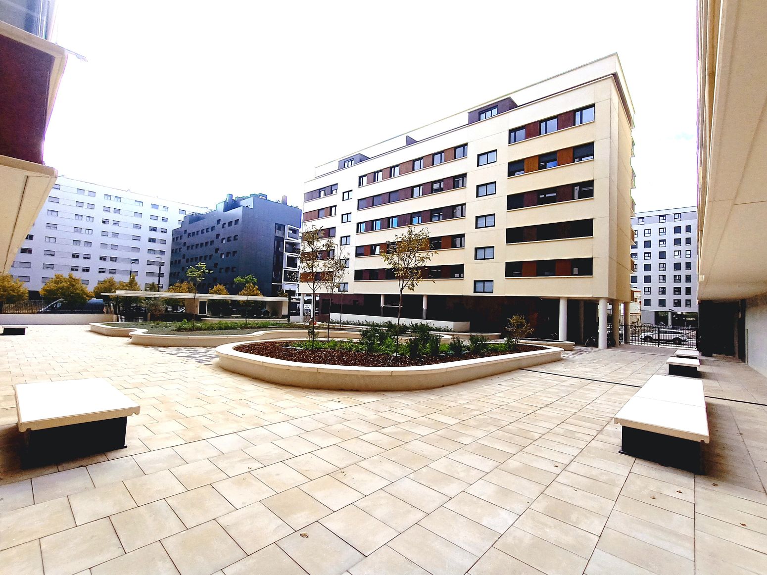 Vista exterior de Piso de alquiler en  Pamplona / Iruña con Calefacción, Terraza y Trastero