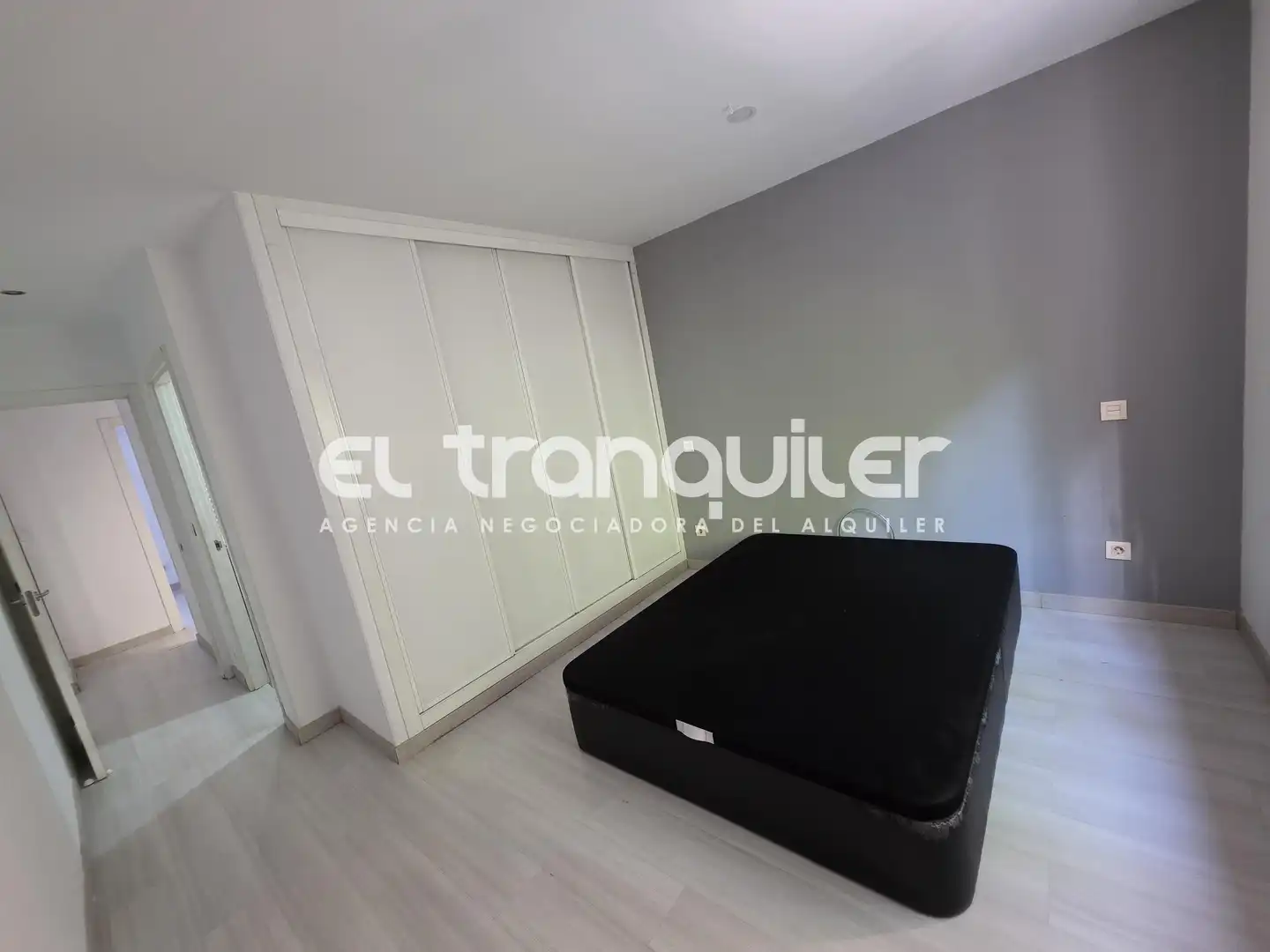 Bedroom of Flat for rent in Madrid  with Air Conditioner, Furnished and Washing machine