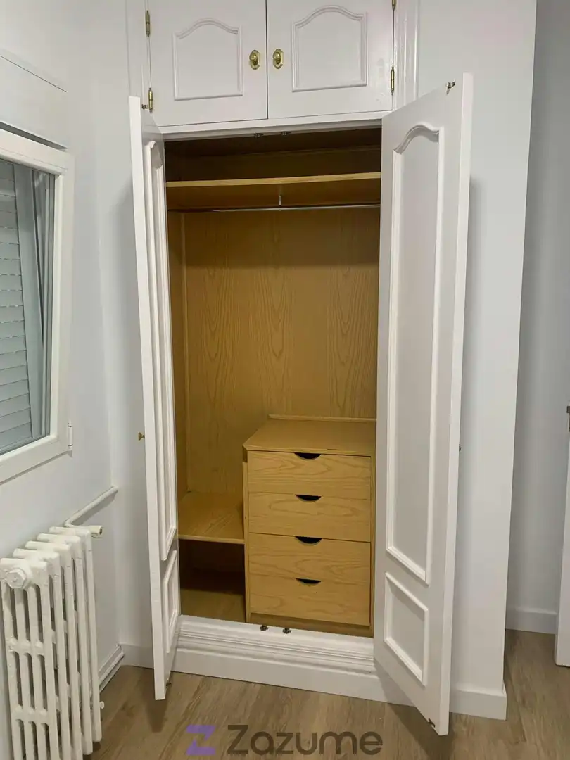 Habitación de Piso de alquiler en Madrid con Aire acondicionado, Calefacción y Horno