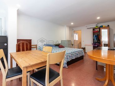 Flat with lift for sale in Calle de Jesús del Gran Poder