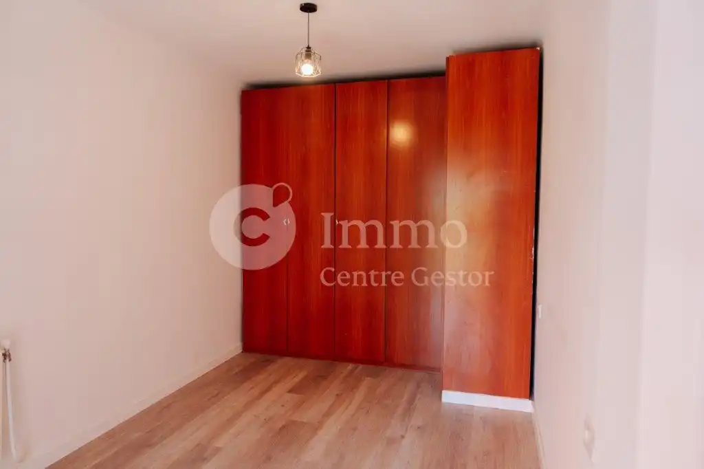 Habitación de Piso en venta en Lleida con Calefacción, Parquet y Trastero