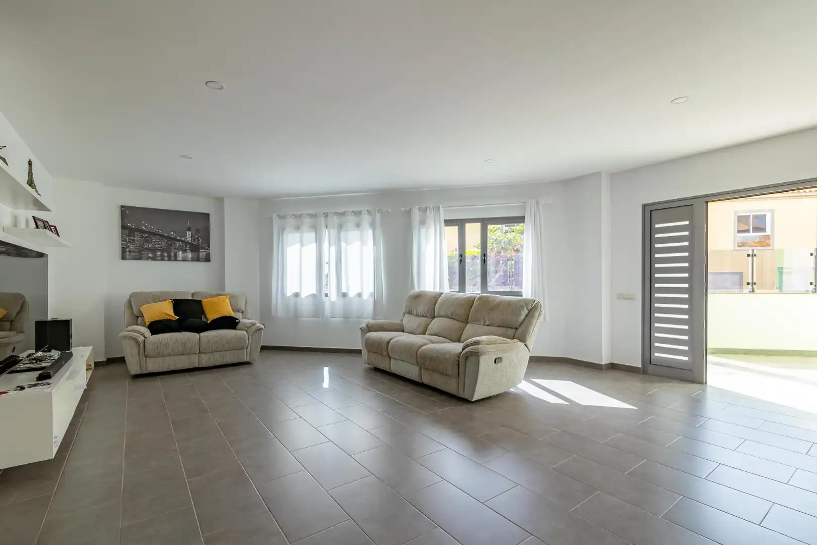 Sala de estar de Casa o chalet en venta en Santa Lucía de Tirajana con Aire acondicionado, Jardín privado y Terraza