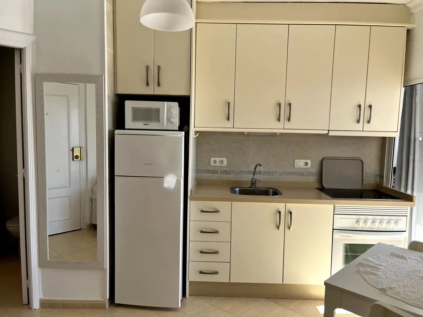 Cocina de Piso en venta en Salobreña con Terraza, Piscina y Piscina comunitaria