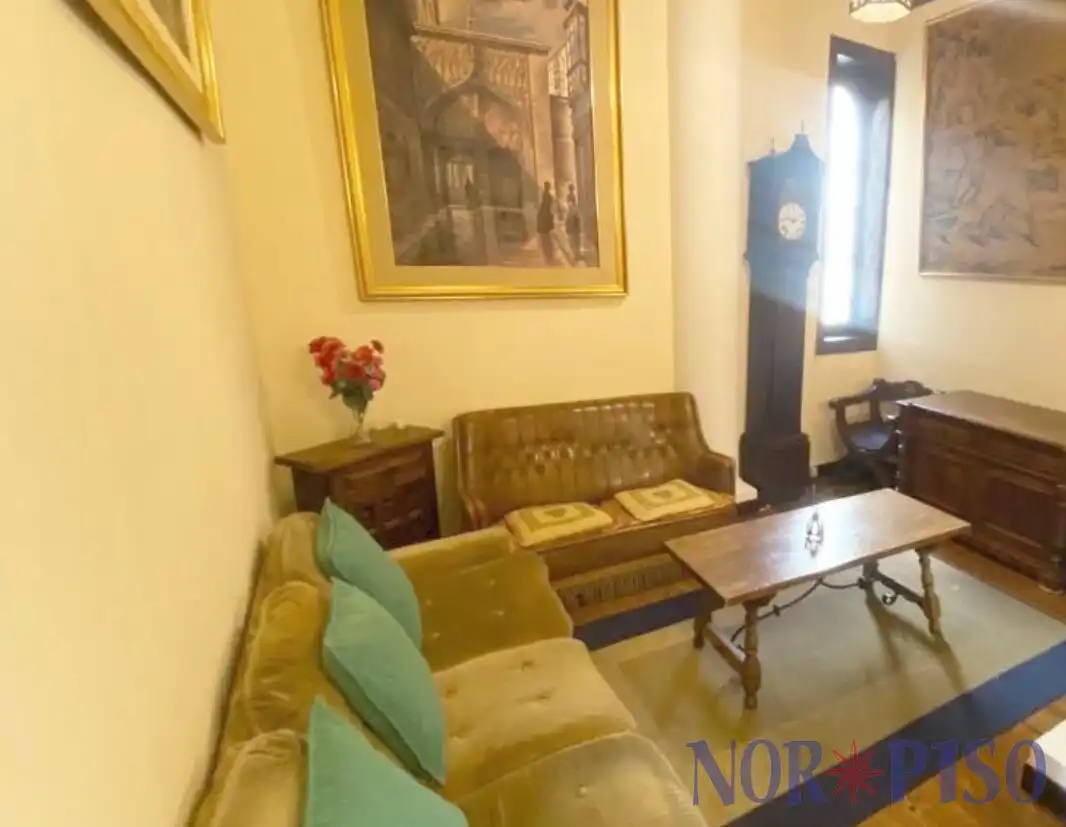 Sala d'estar de Pis de lloguer en Bilbao  amb Calefacció i Balcó
