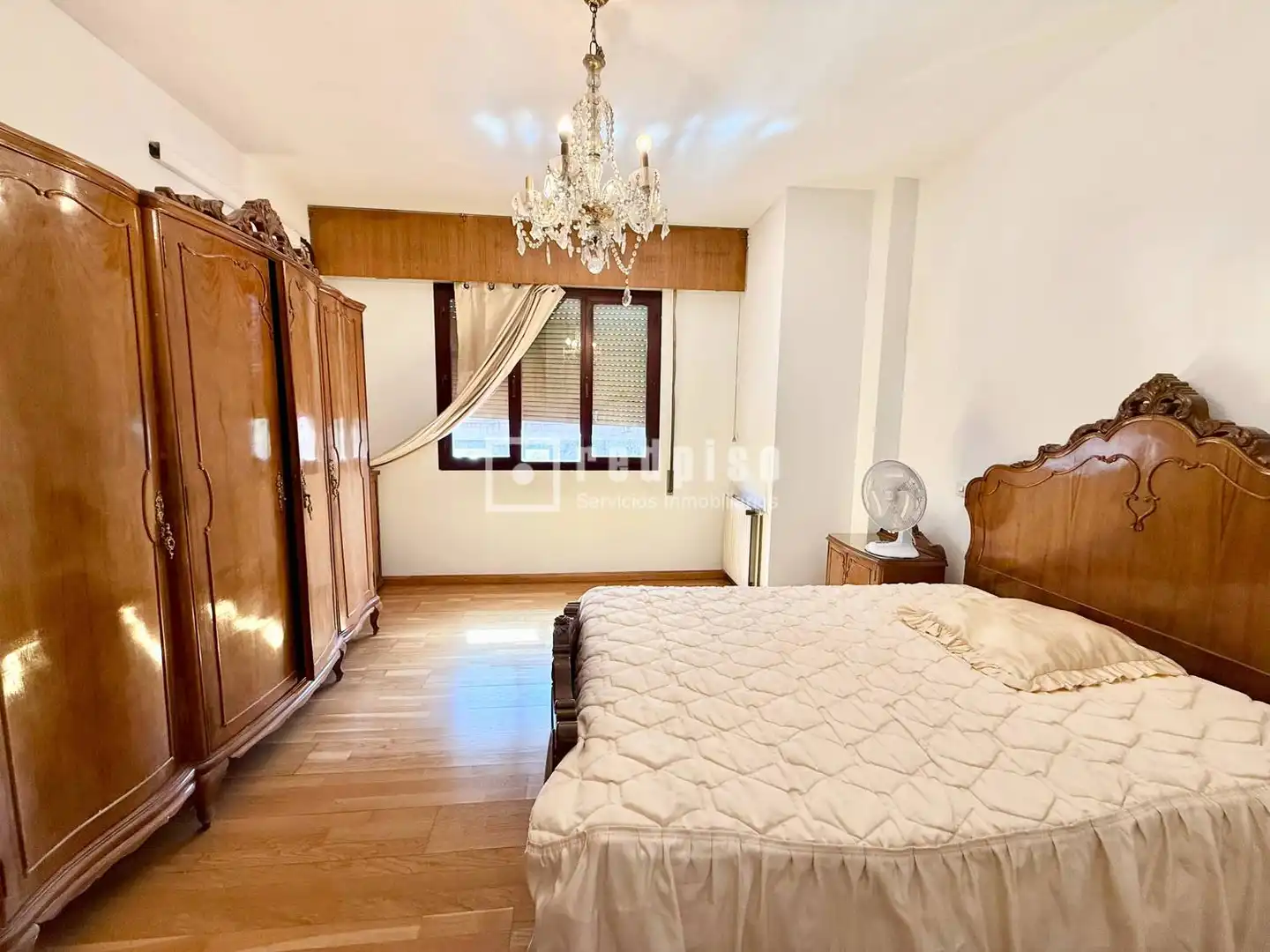 Habitación de Piso en venta en Madrid con Aire acondicionado, Calefacción y Jardín privado