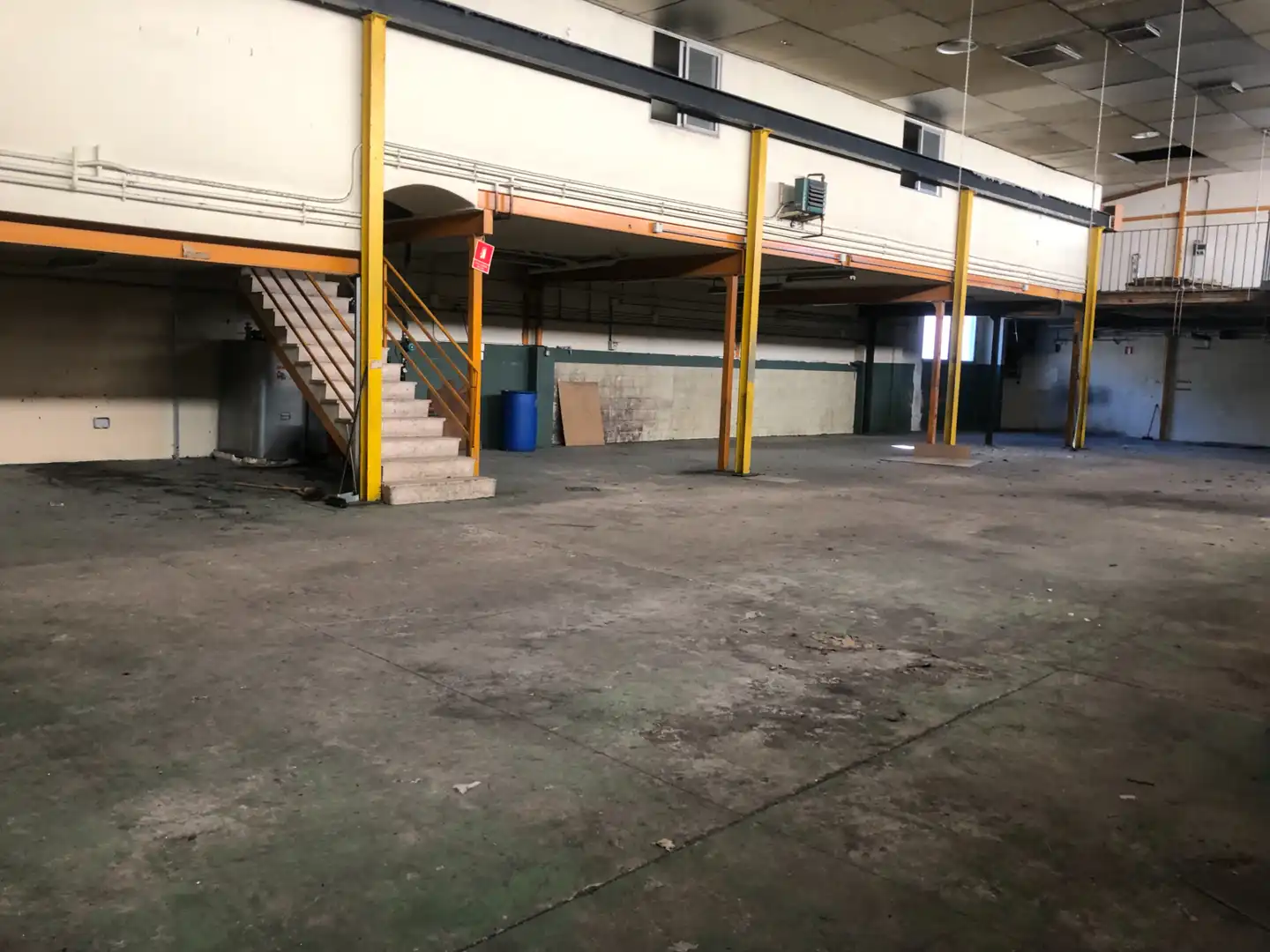 Fabrikhallen zur Miete in Alcoy / Alcoi