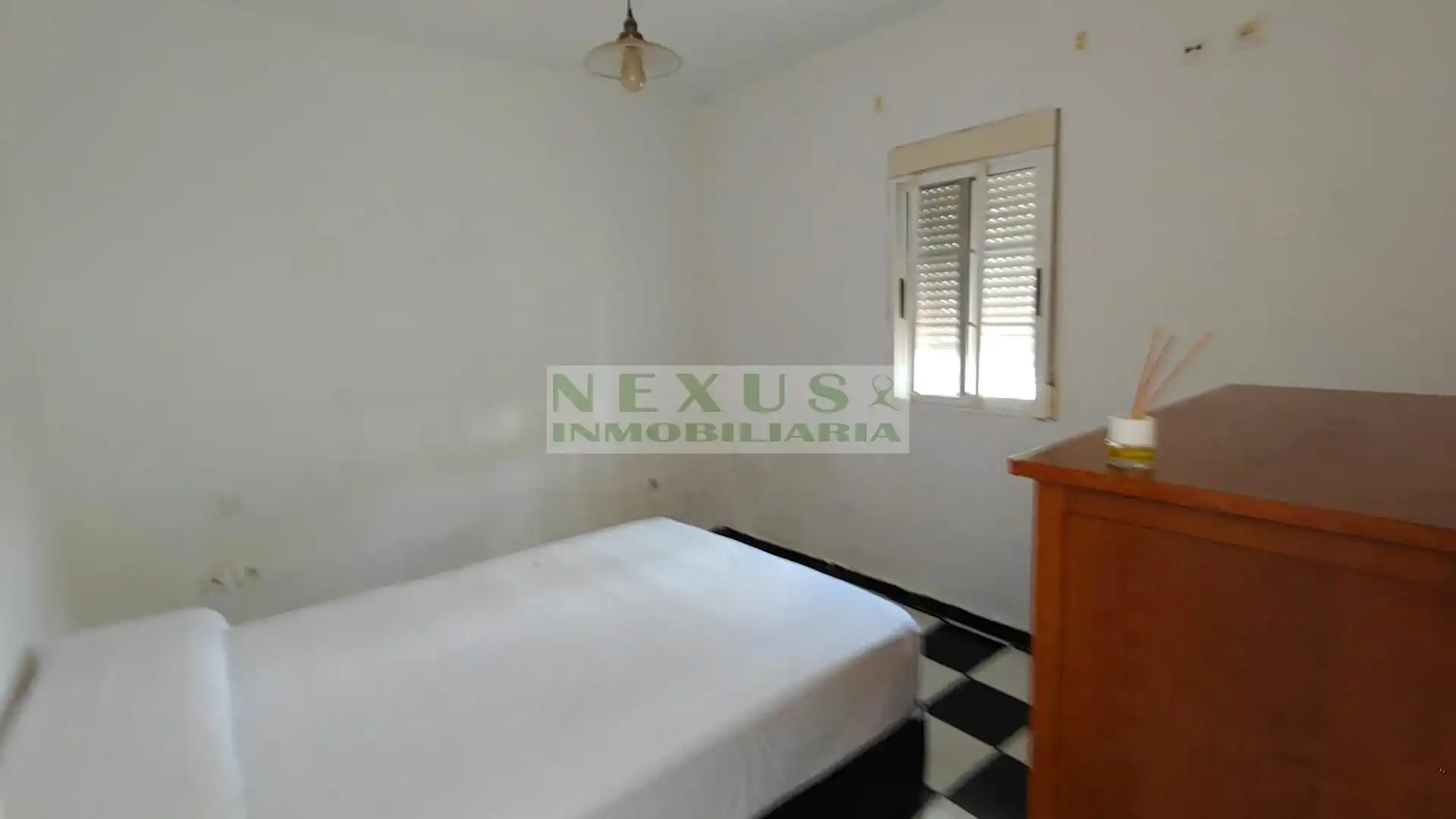 Schlafzimmer von Einfamilien-Reihenhaus zum Verkauf in Cáceres