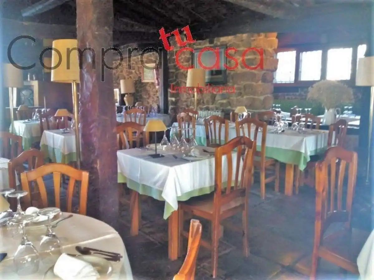 Local comercial en venda a Torrecaballeros, imagen 9
