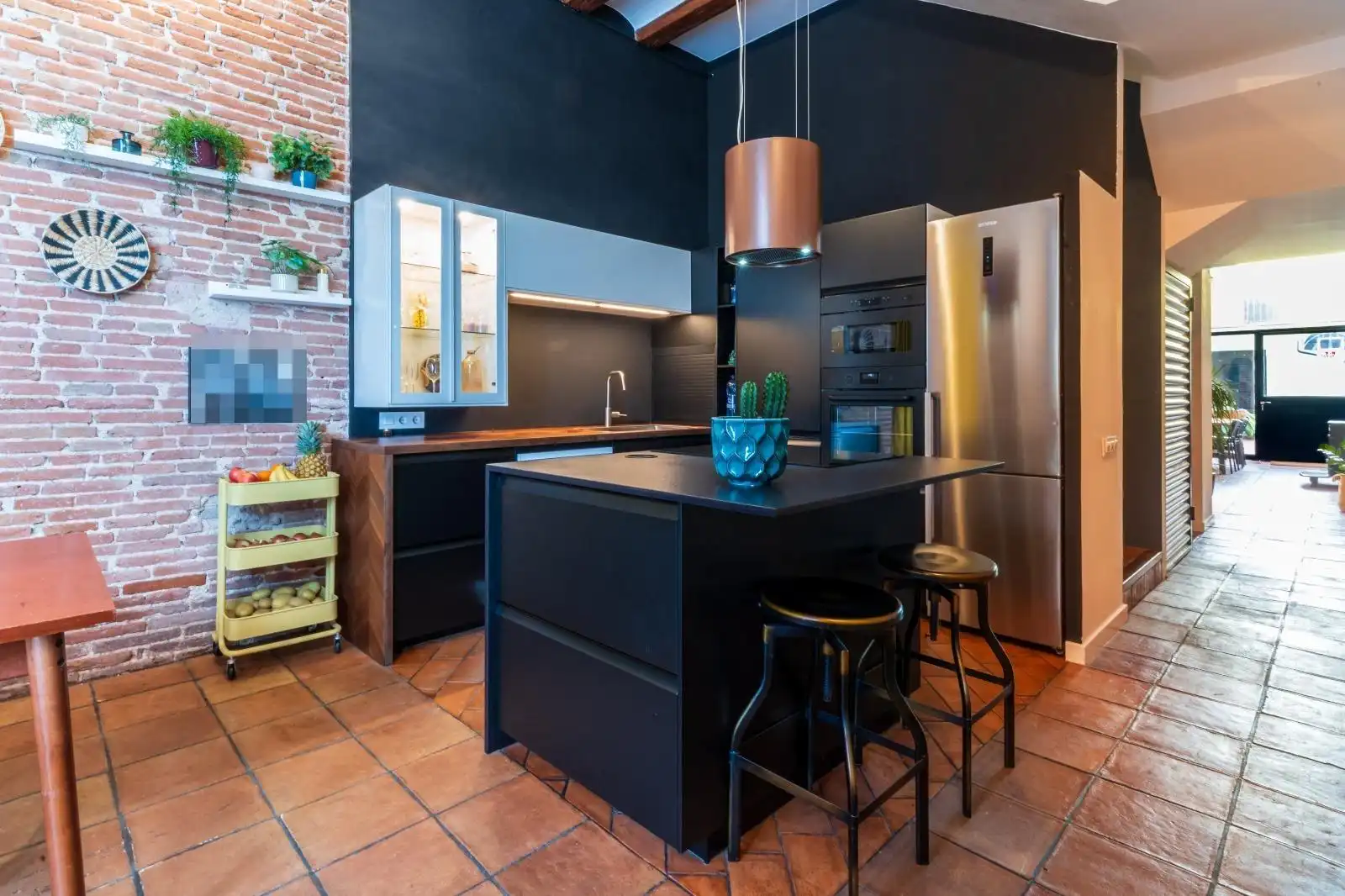 Casa con terraza en venta en Poble, imagen 2