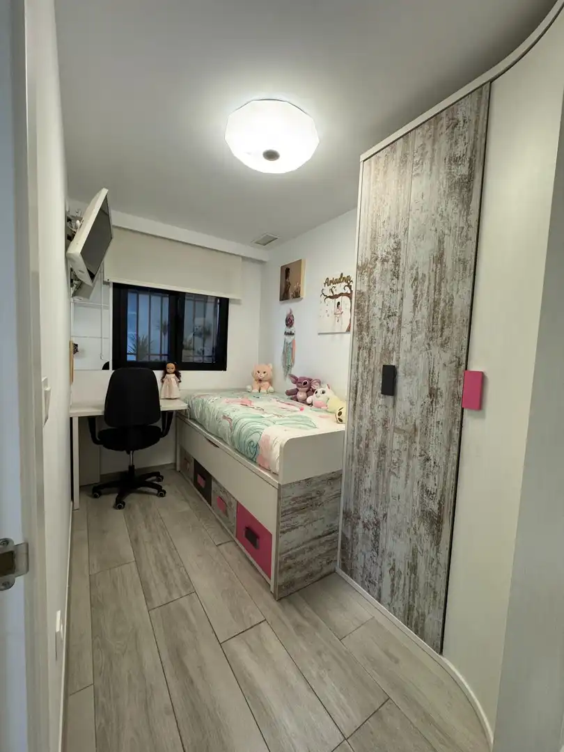 Bedroom of Flat for sale in Elche / Elx  with Terrace and Community pool