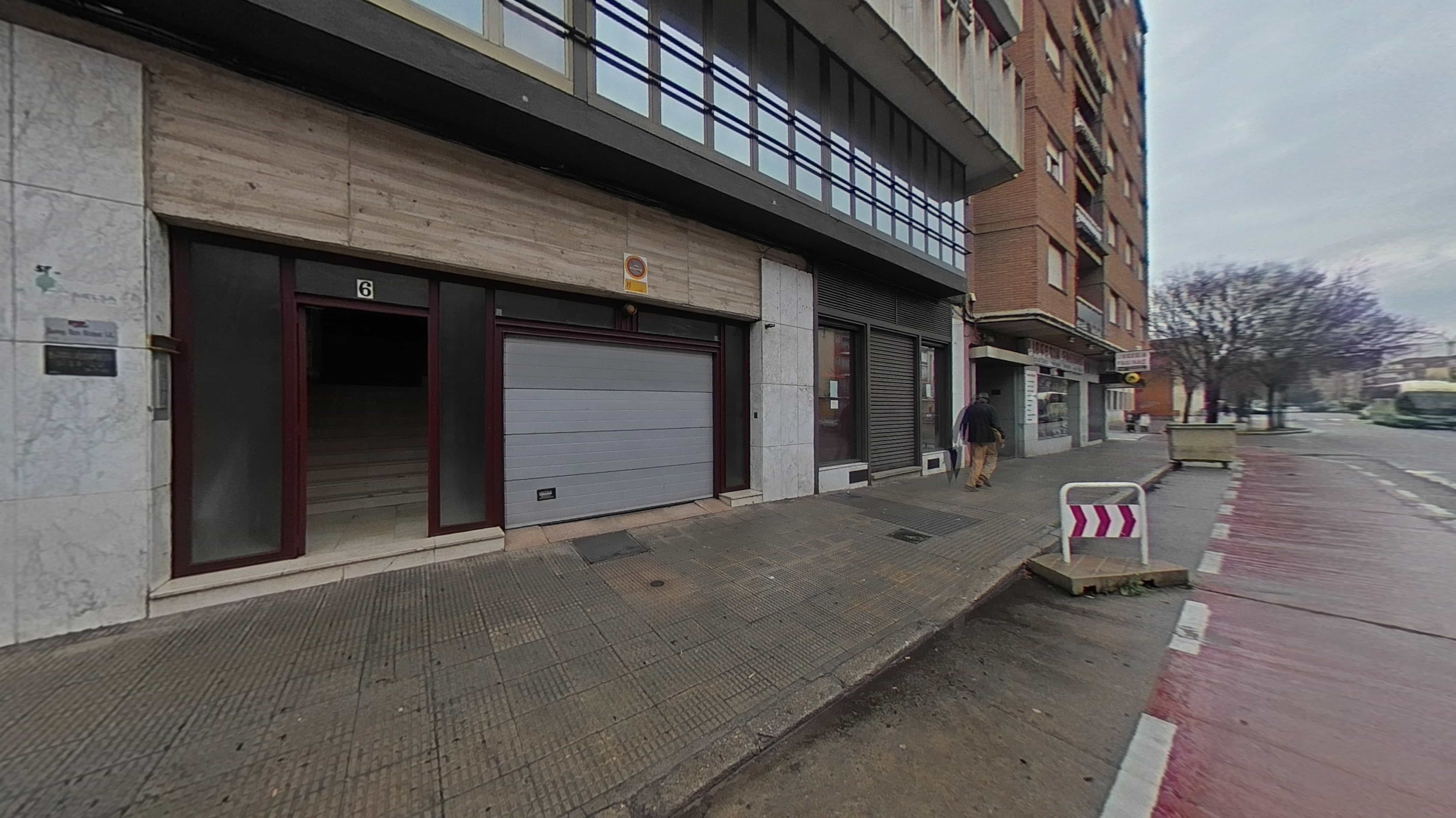 Exterior view of Office for sale in Talavera de la Reina