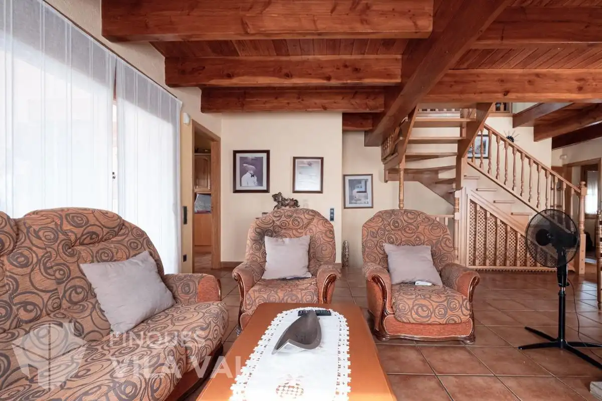 Sala d'estar de Casa o xalet en venda en Castellterçol amb Calefacció, Jardí privat i Terrassa