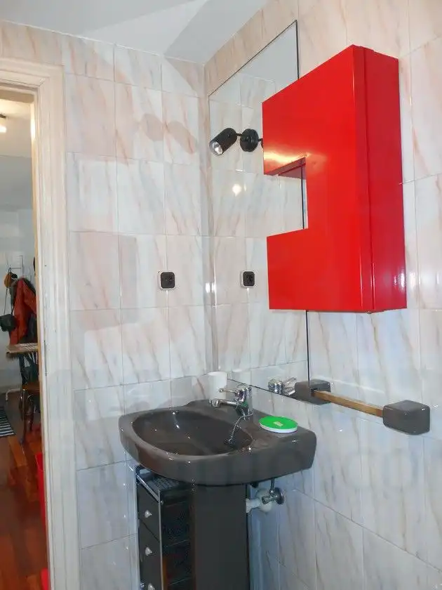 Bathroom of Apartments for rent in Oviedo   with Heating, Terrace and Washing machine