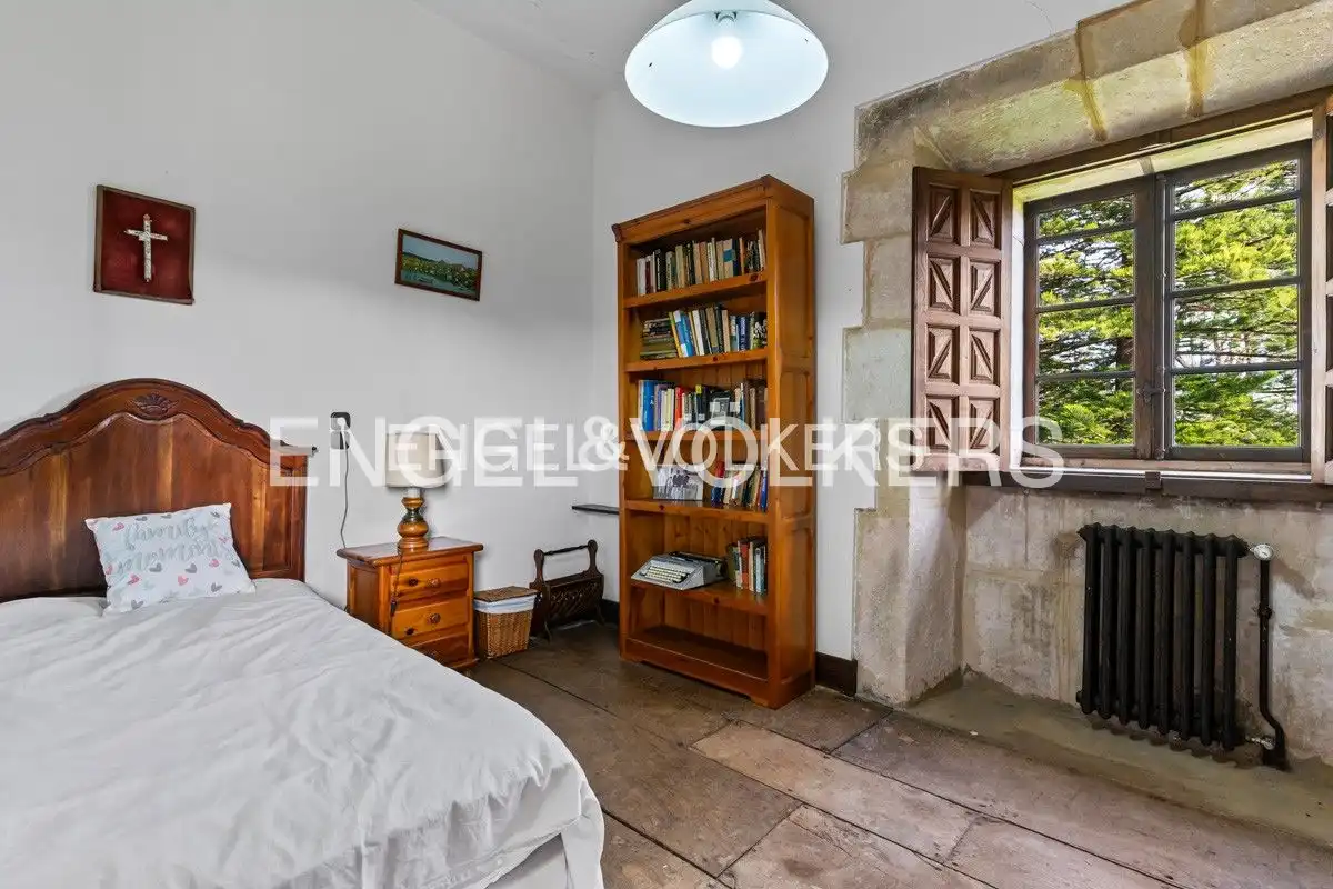Bedroom of Houses for sale in Villaviciosa  with Heating, Private garden and Parquet flooring