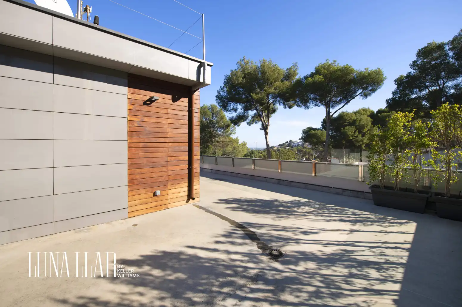 Exterior view of Houses for sale in Castelldefels  with Heating